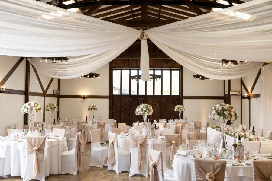Eleanorandashley Chrisgilesphotography 420 1 900X600 at Blackstock Country Estate